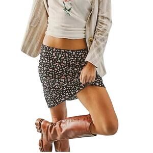 NWT! Free People IRL Floral Mini Skirt in Black Combo - Size 12